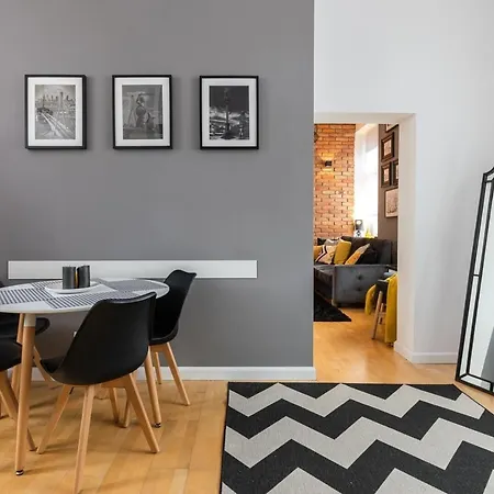 W Rent Like - Elektoralna 13a * Warsaw
